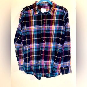American Eagle Boyfriend Flannel Size Medium